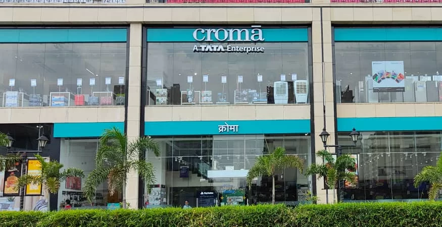 Croma - Reach 3 Roads